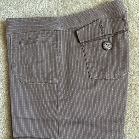 Stretch Capris - Picture 2 of 2
